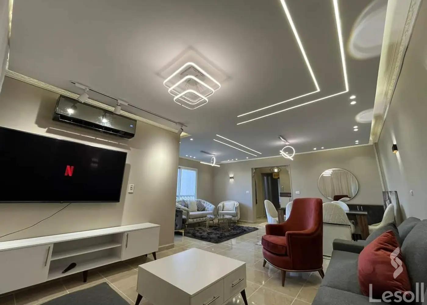 Apartment for daily rent with an data.area 200 meters and 6 rooms in Mohandessin Giza - Image 2