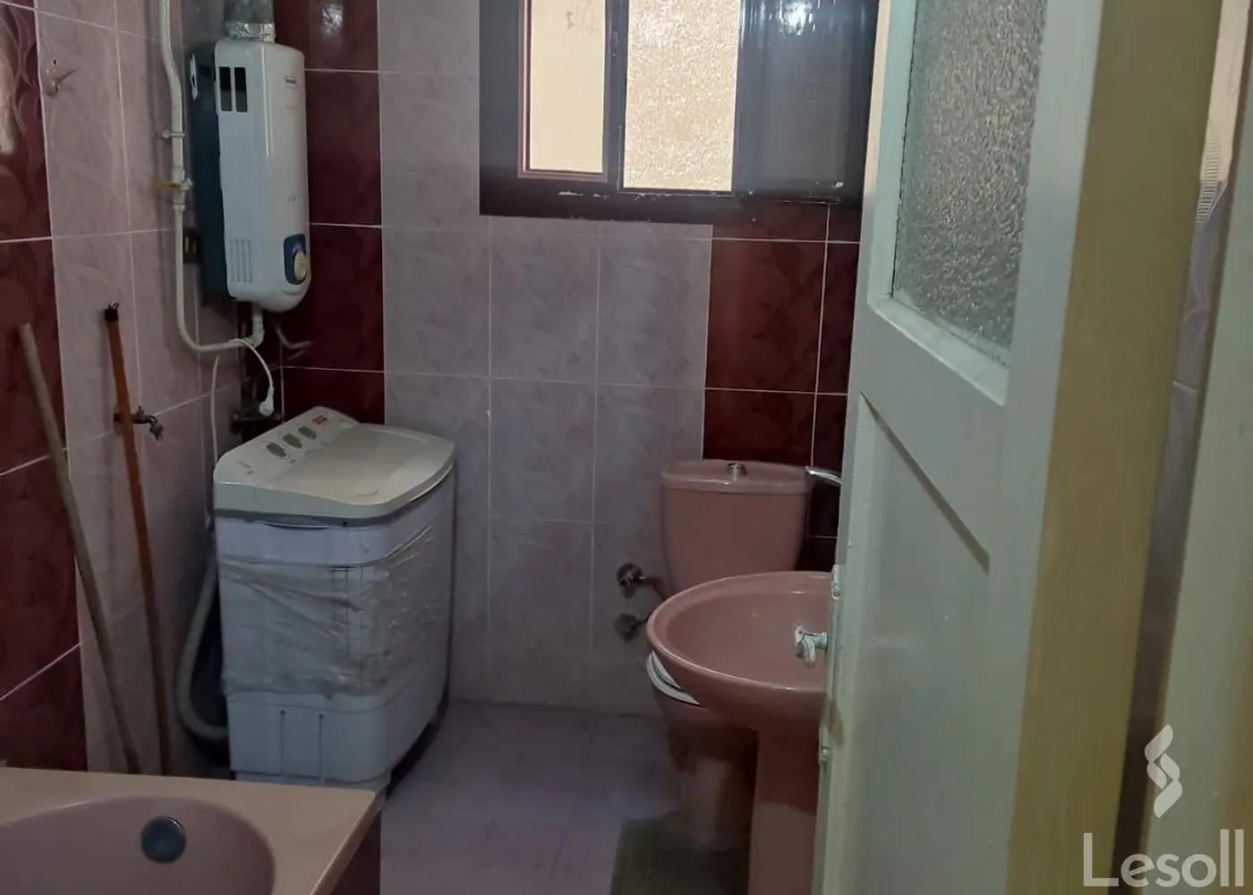 Apartment for monthly rent with an data.area 90 meters and 2 rooms in Stanley Alexandria