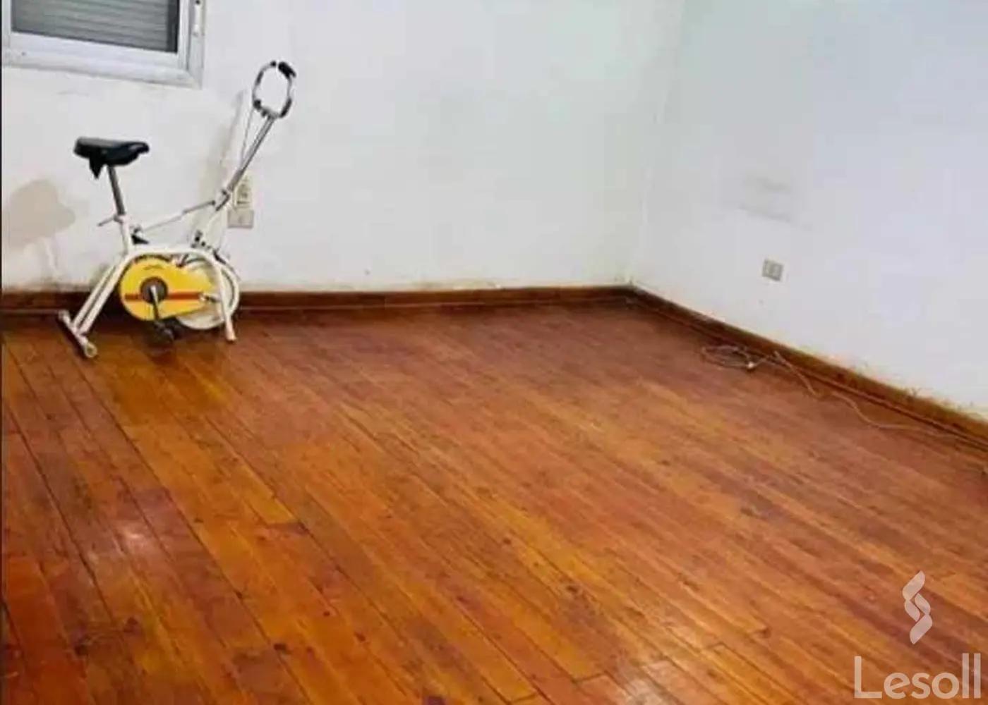 Villa for sale with an data.area 900 meters and 10 data.rooms in Heliopolis Cairo