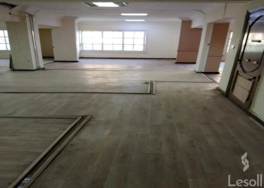Office for yearly rent with an data.area of 600 meters in Heliopolis Cairo