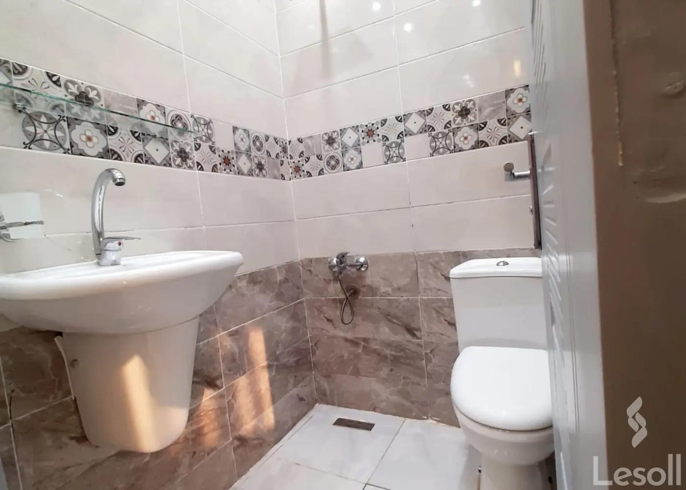 Apartment for daily rent with an data.area 210 meters and 2 rooms in Mohandessin Giza - Image 3