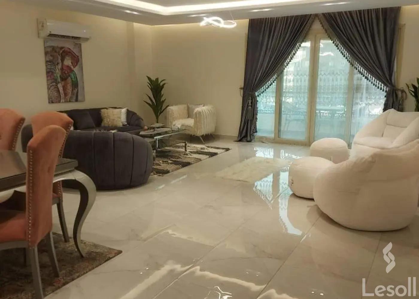 Apartment for daily rent with an data.area 210 meters and 3 rooms in Mohandessin Giza - All Images