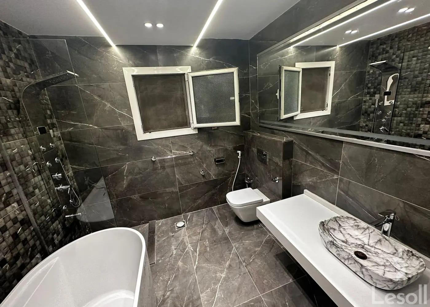 Apartment for daily rent with an data.area 165 meters and 3 rooms in Mohandessin Giza - Image 3