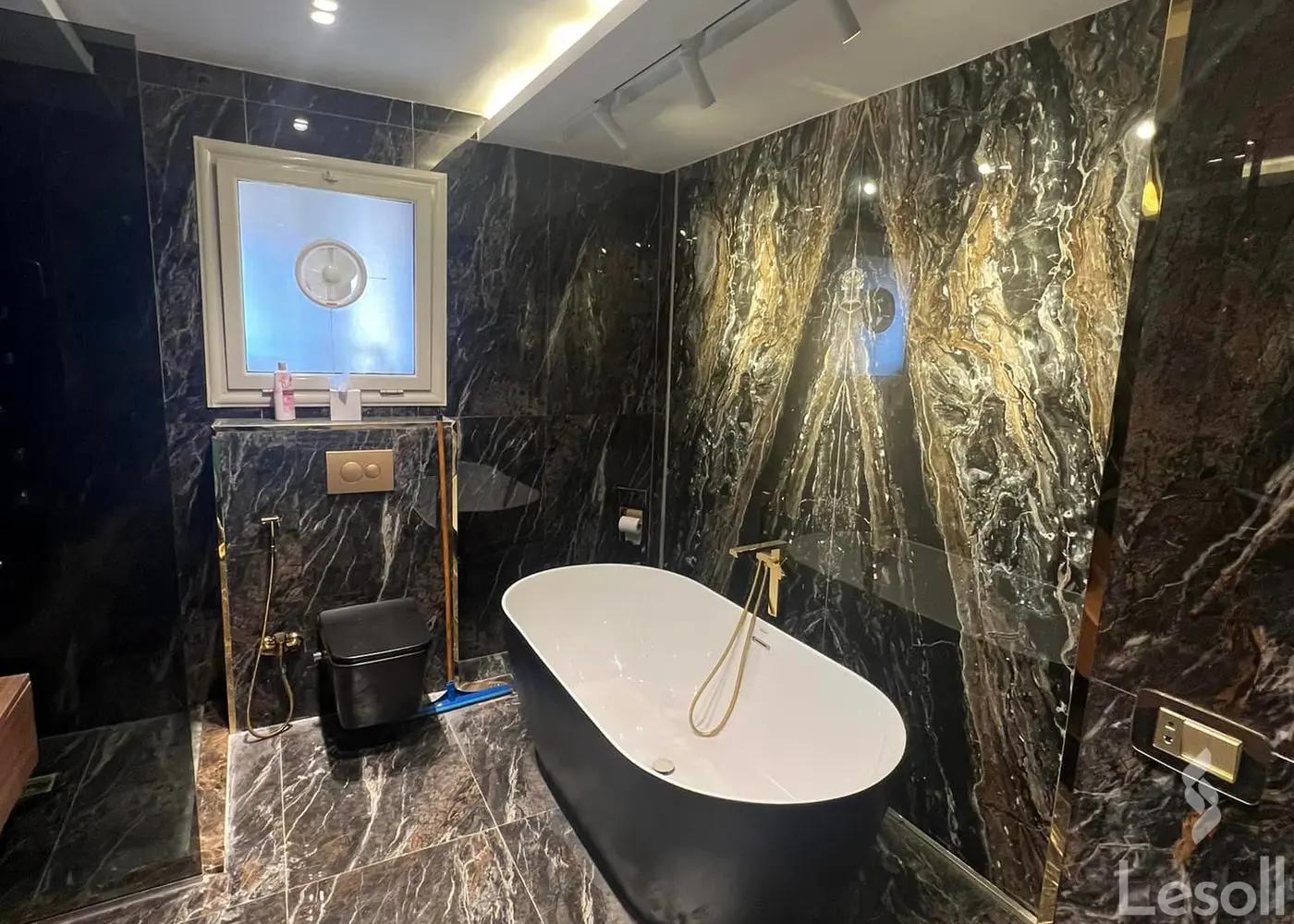 Apartment for daily rent with an data.area 165 meters and 2 rooms in Mohandessin Giza - Image 2