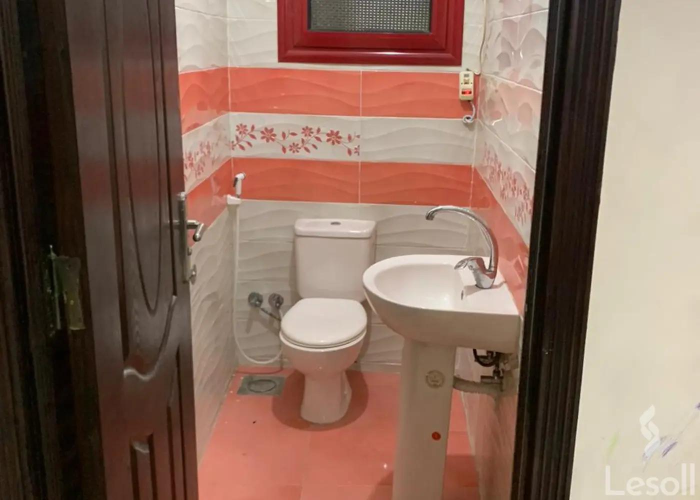 Apartment for monthly rent with an data.area 200 meters and 3 rooms in Nasr City Cairo