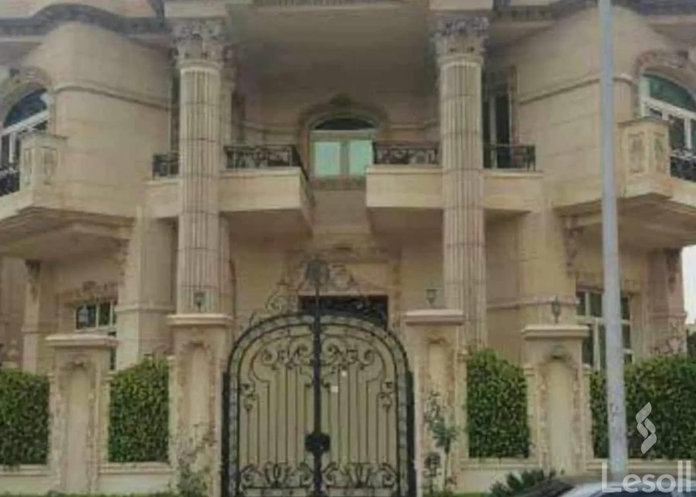Villa for sale with an data.area 600 meters and 6 data.rooms in New Cairo Cairo - Main Image