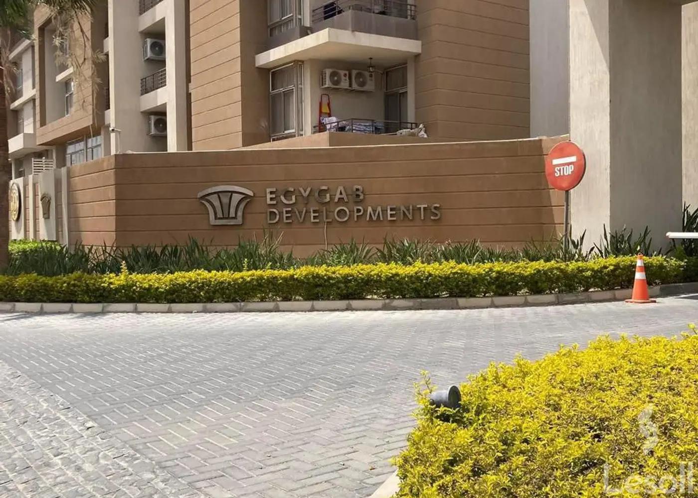 دوبلكس للبيع بمساحة 250 متر و 4 غرف في مدينة الشروق القاهرة دوبلكس للبيع بمساحة 250 متر و 4 غرف في مدينة الشروق القاهرة