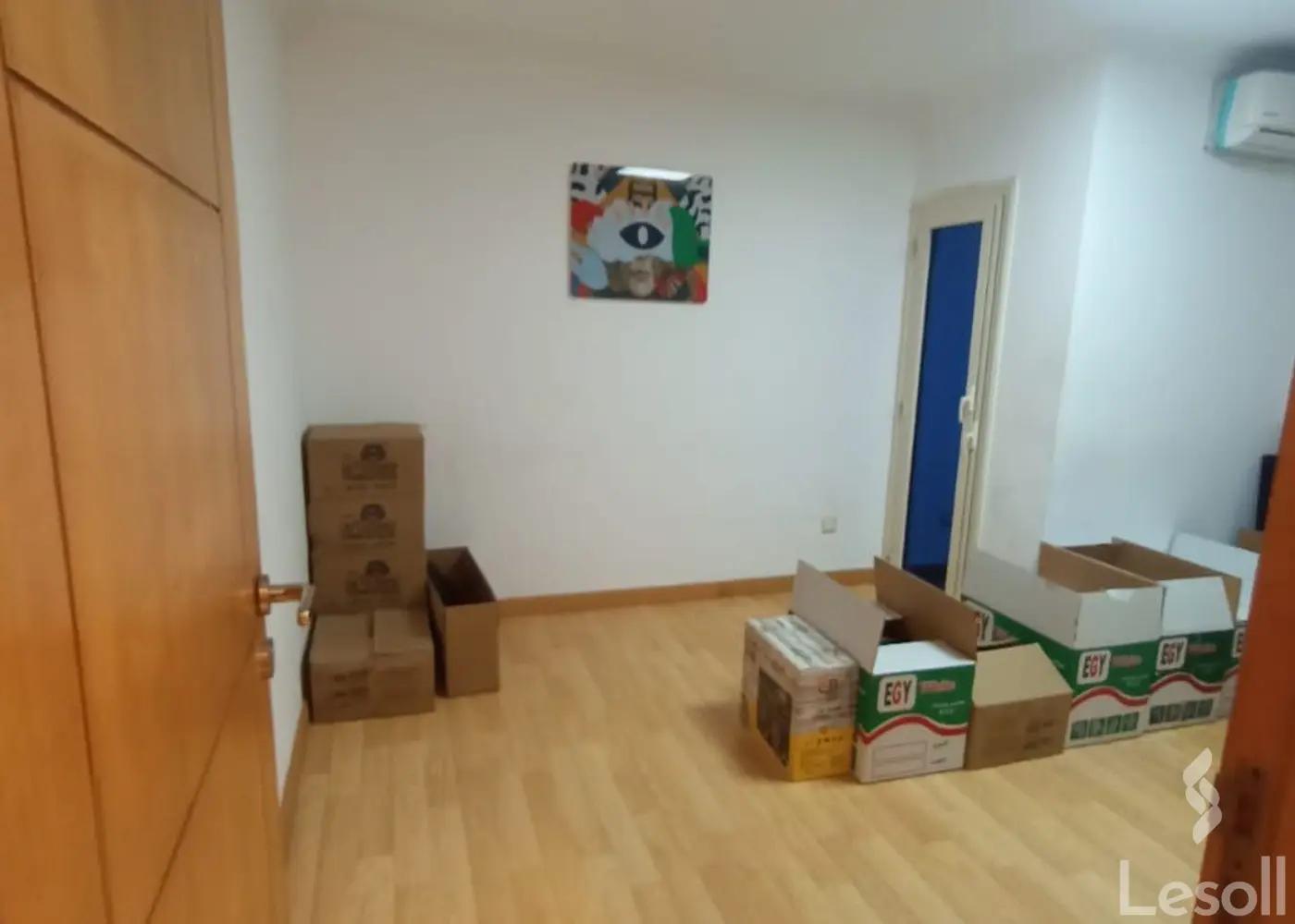 شقة للبيع بمساحة 250 متر و 3 غرف في مصر الجديدة القاهرة - صورة 3