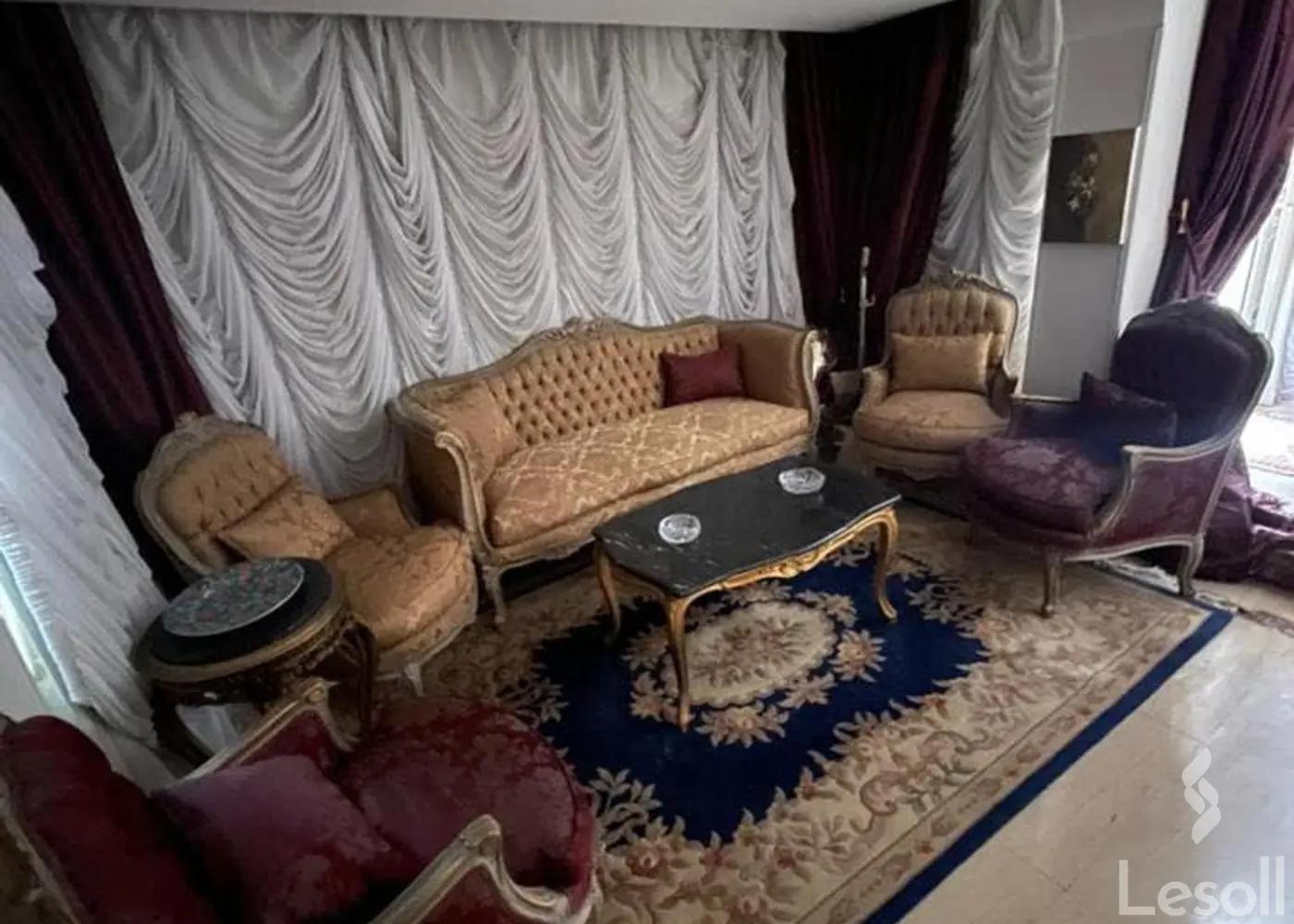 شقة للبيع بمساحة 300 متر و 4 غرف في مصر الجديدة القاهرة - صورة 4