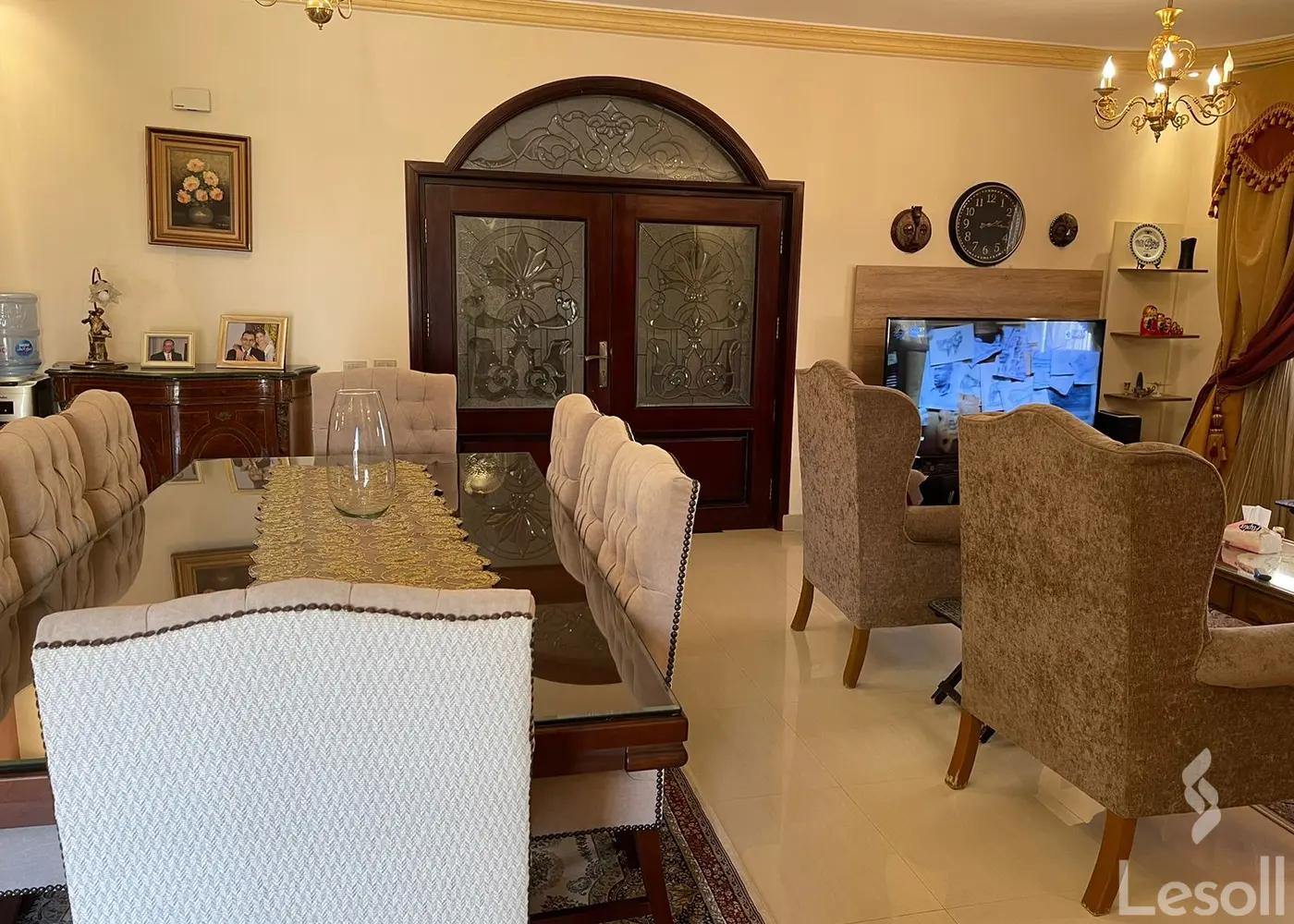 شقة للبيع بمساحة 220 متر و 3 غرف في التجمع الخامس القاهرة شقة للبيع بمساحة 220 متر و 3 غرف في التجمع الخامس القاهرة