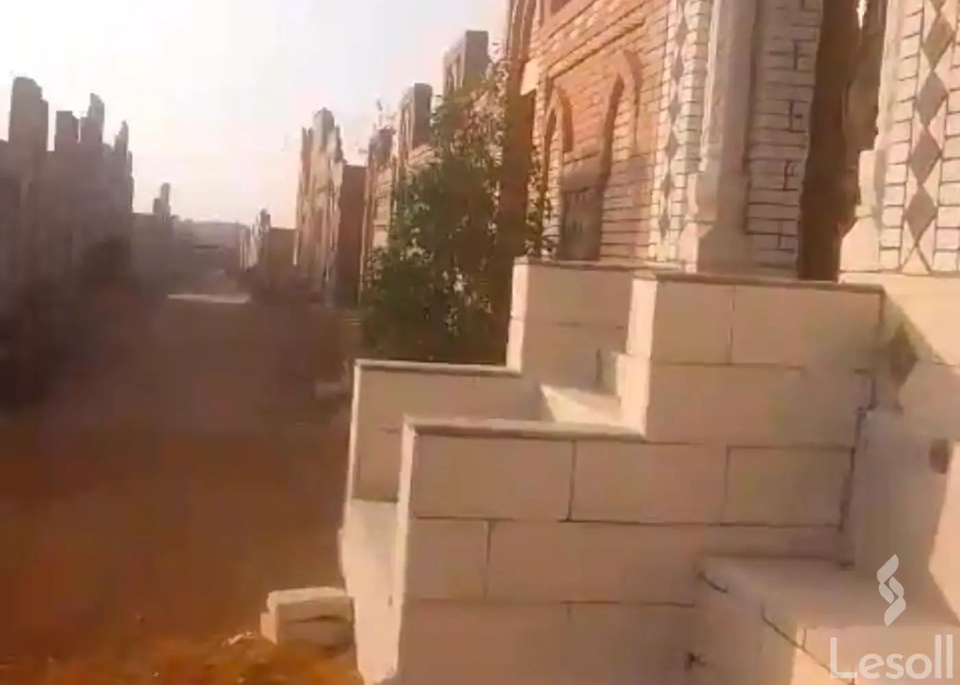 Land building for sale with an area of 60 meters in October 6 Giza - Image 3