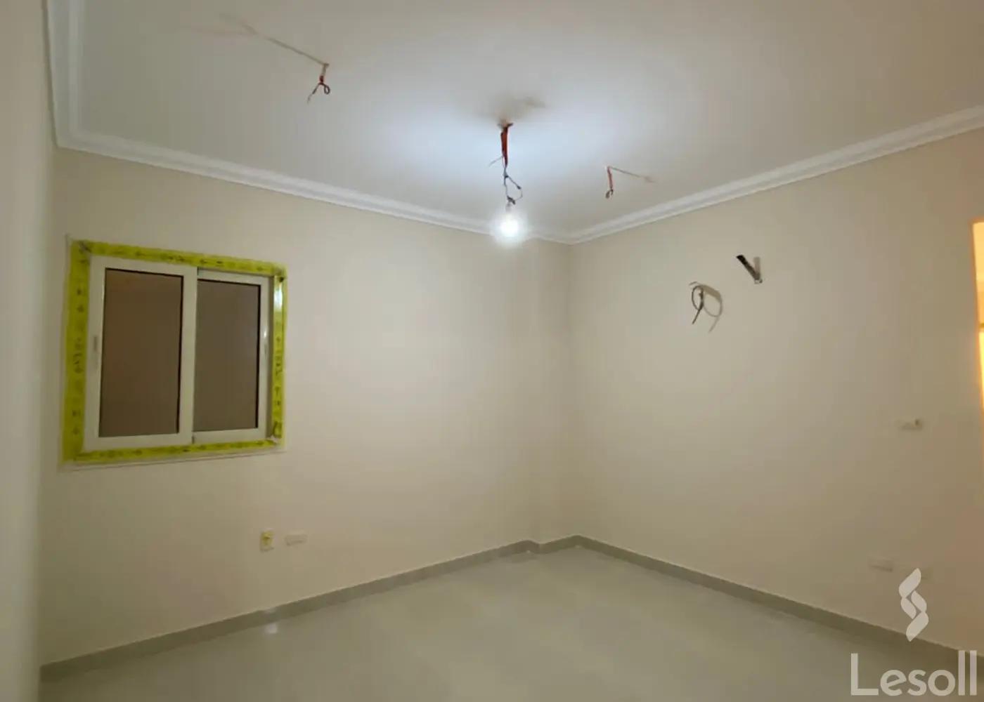 Apartment for monthly rent with an data.area 180 meters and 3 rooms in Cheikh Zayed Giza - Image 2