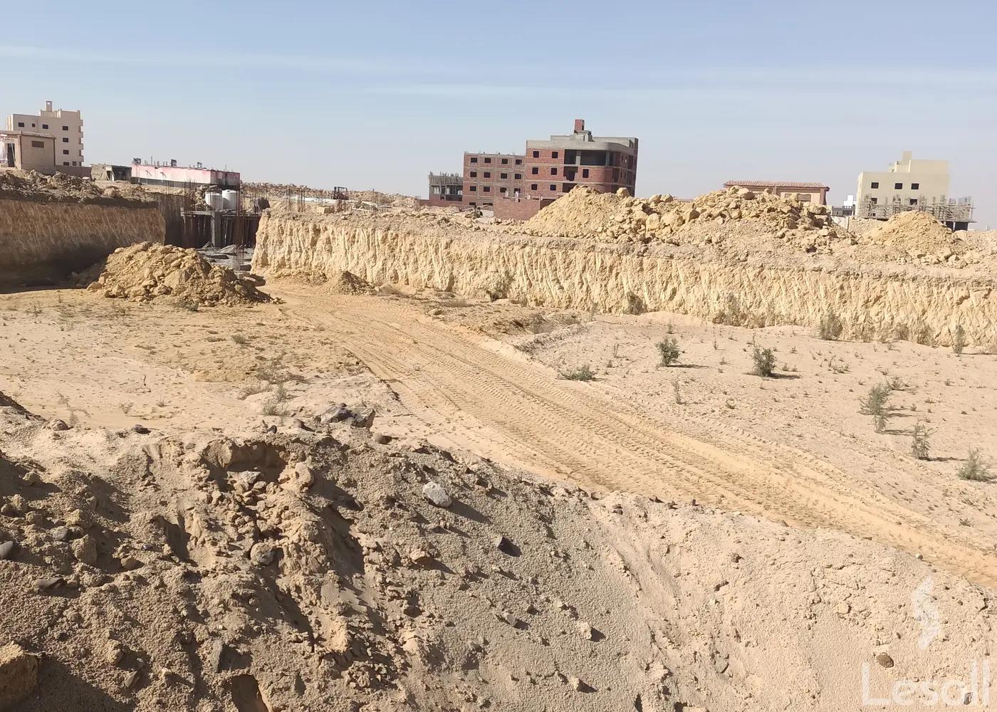 Land building for sale with an area of 645 meters in 5th Settlement Cairo
