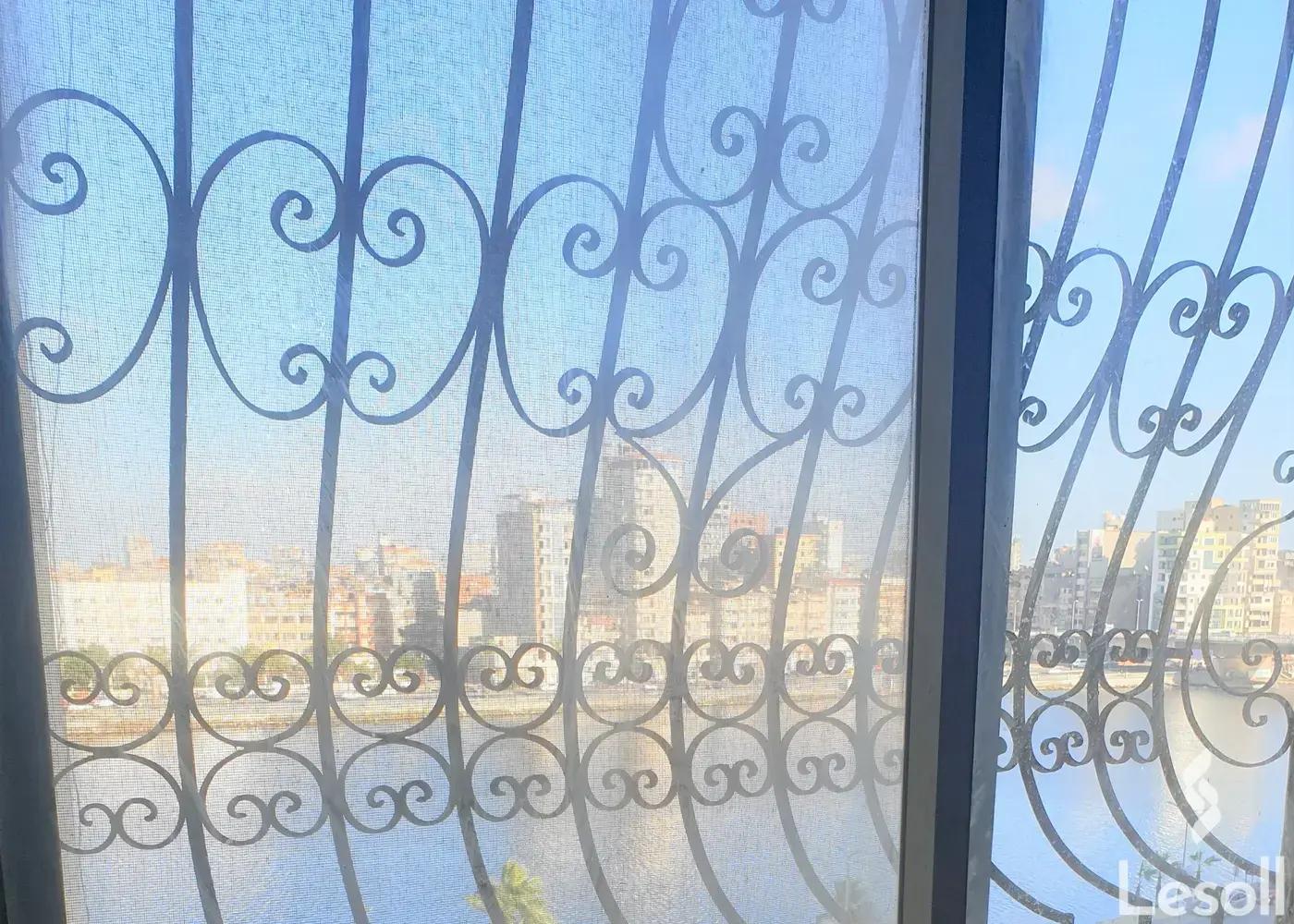 شقة للبيع بمساحة 106 متر و 3 غرف في دمياط دمياط - كل الصور