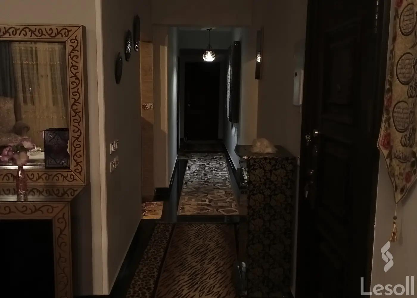 شقة للبيع بمساحة 150 متر و غرفتان في مدينة الشروق القاهرة - صورة 3