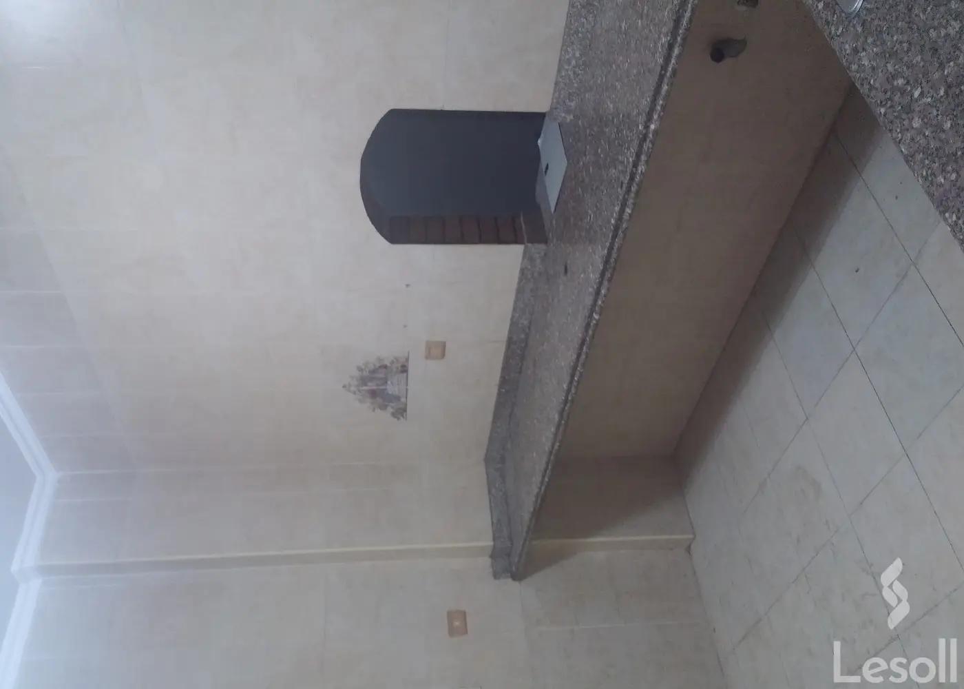 Apartment for monthly rent with an data.area 200 meters and 3 rooms in 5th Settlement Cairo - Image 4