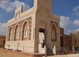 مقابر للبيع على الشارع الرئيسي في أكتوبر