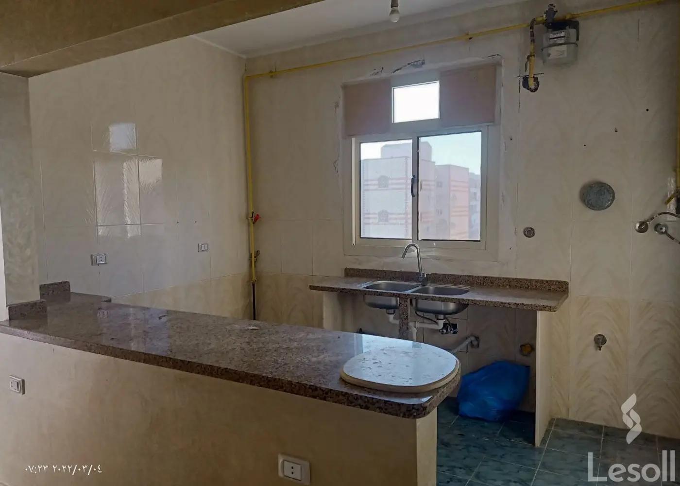 شقة للبيع بمساحة 170 متر و 3 غرف في العاشر من رمضان القاهرة