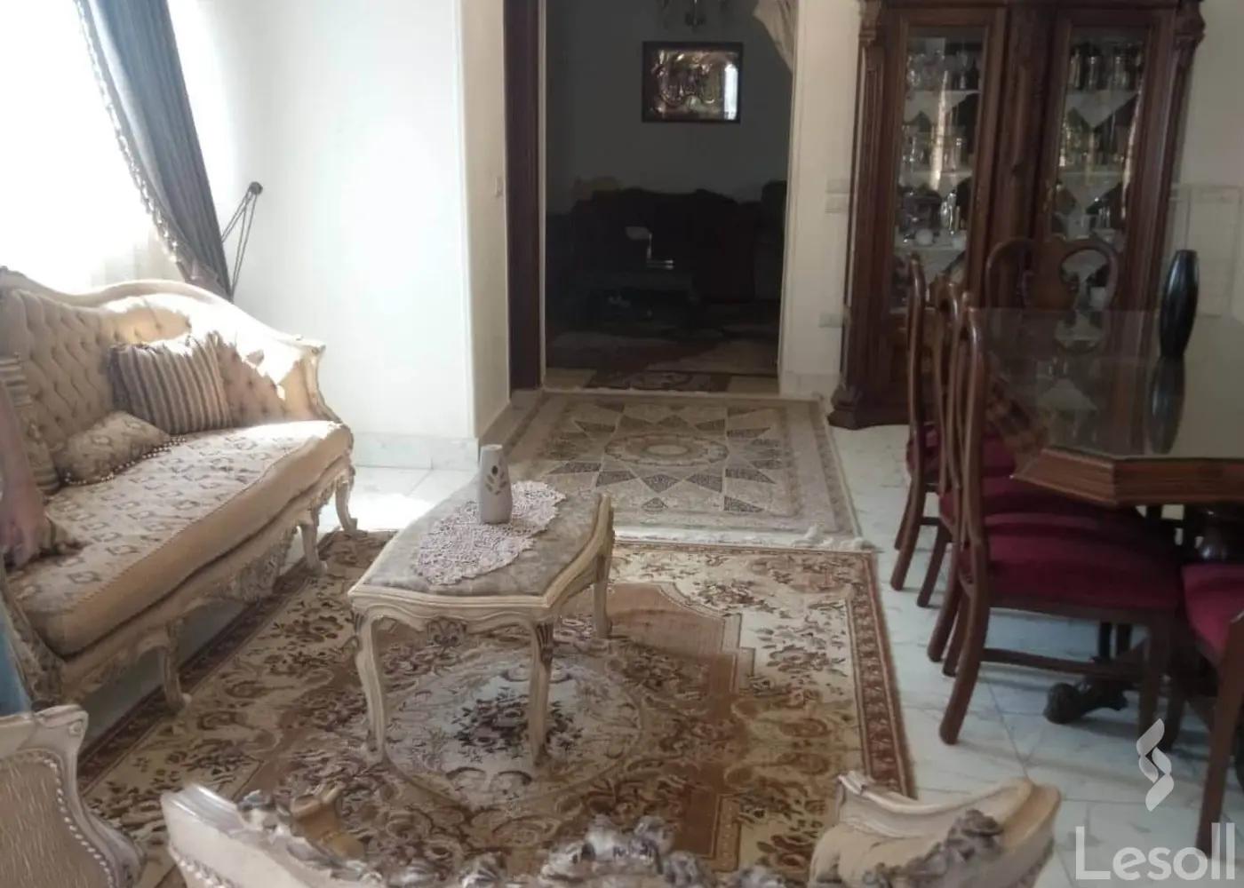 شقة للبيع بمساحة 200 متر و 3 غرف في التجمع الخامس القاهرة - صورة 2