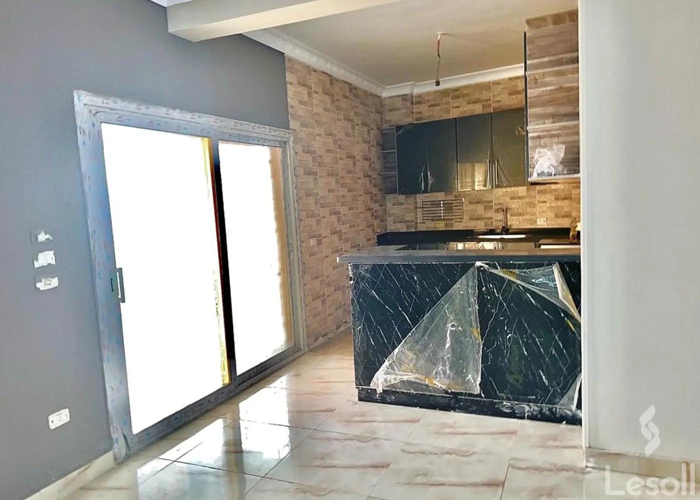 شقة للايجار الشهري بمساحة 200 متر و 3 غرف في التجمع الخامس القاهرة - صورة 4