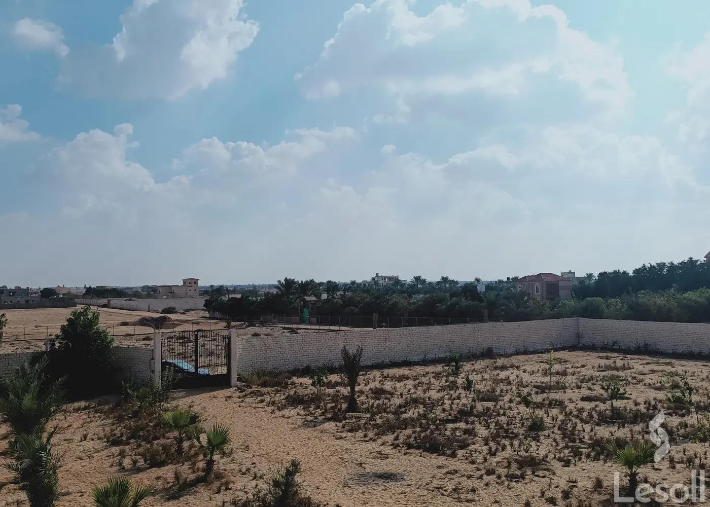 Land building for sale with an area of 2000 meters in Cheikh Zayed Giza