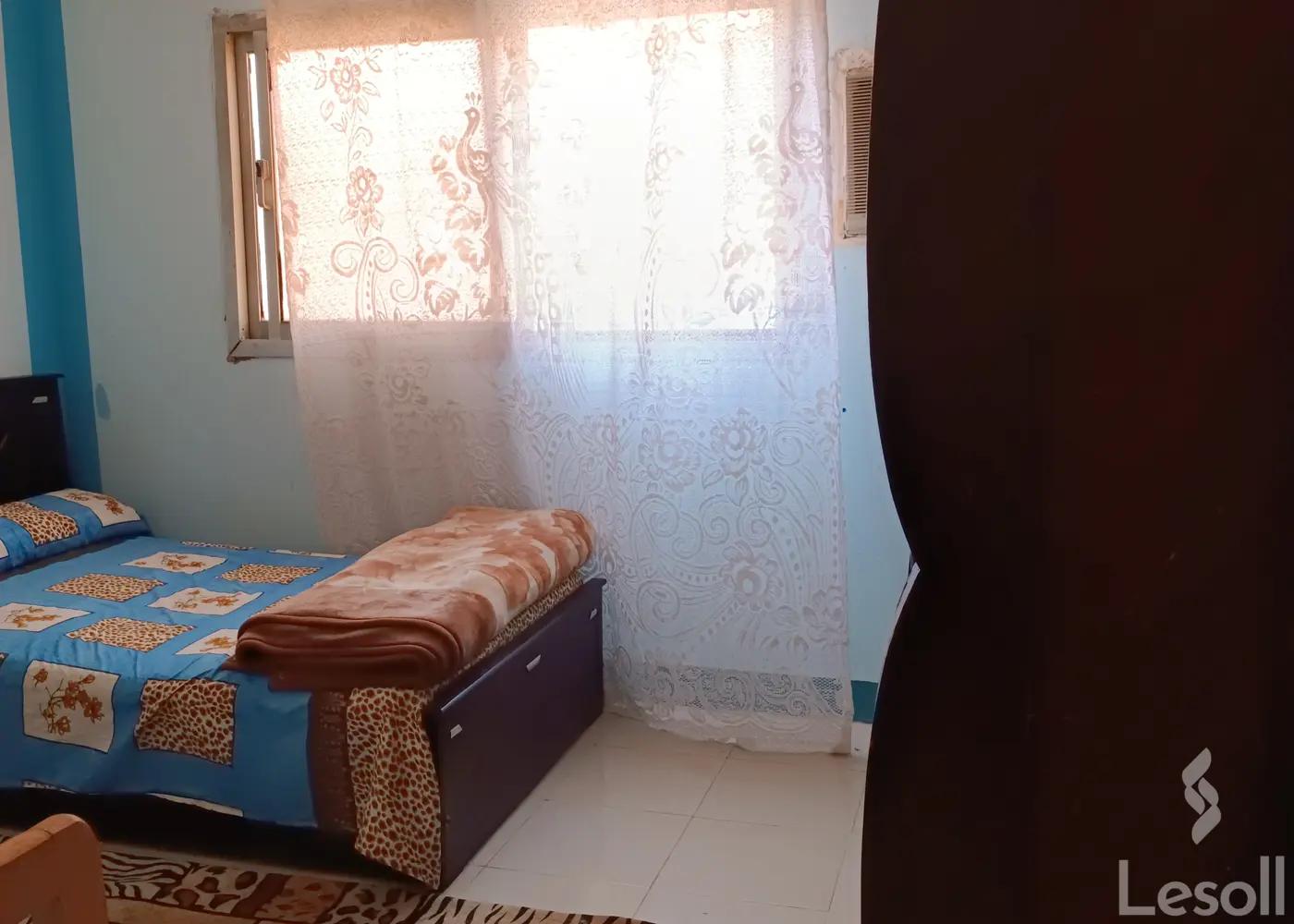 شقة للايجار السنوي بمساحة 100 متر و غرفتان في ارض اللواء الجيزة - صورة 4