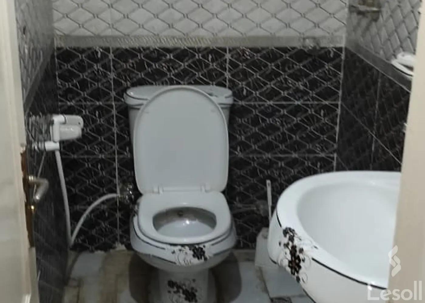 Apartment for sale with an data.area 185 meters and 2 room in Zamalek Cairo