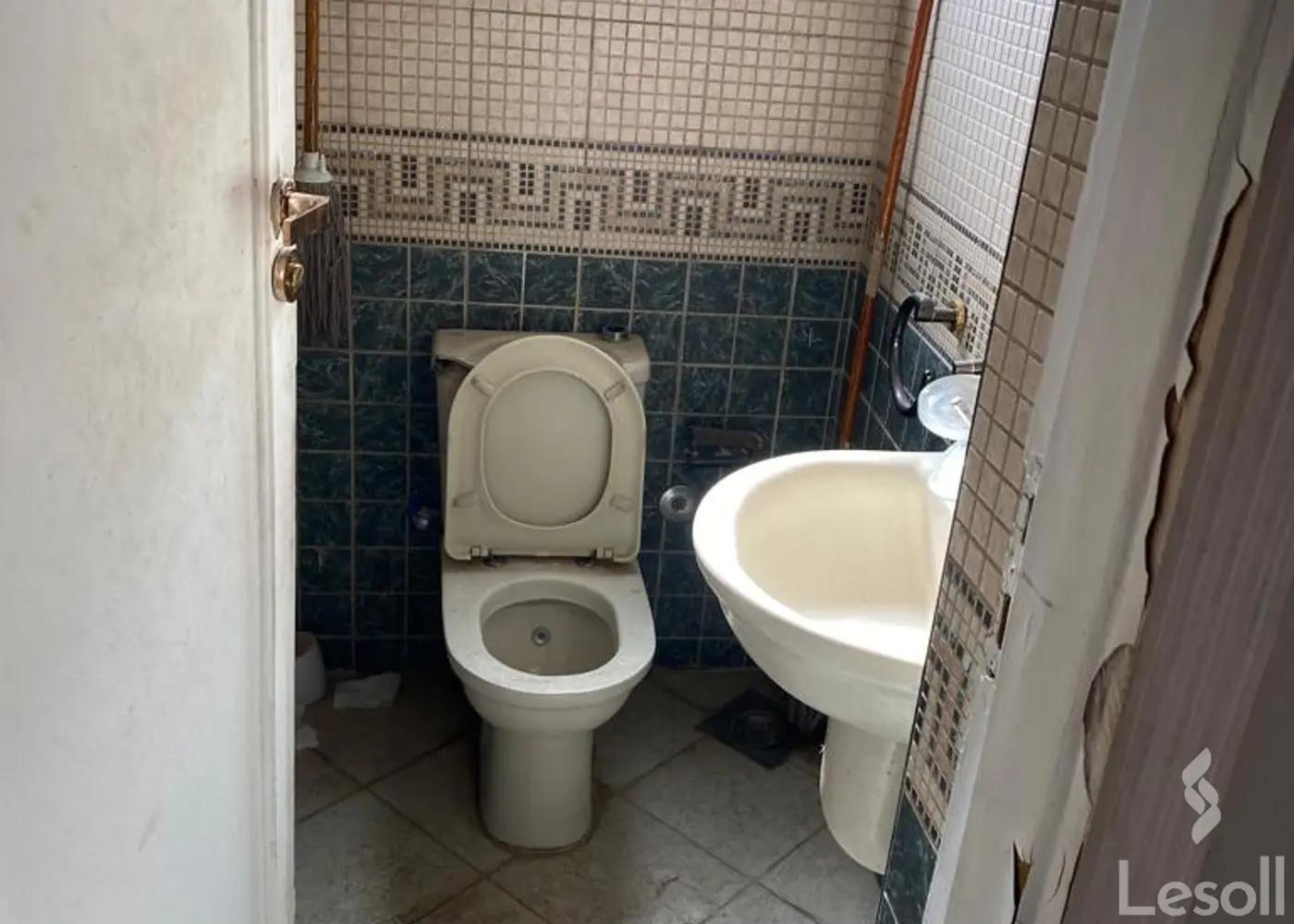 Duplex for sale with an data.area 350 meters and 3 data.rooms in Mohandessin Giza