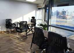 مكتب مفروش للايجار في التجمع الخامس علي التسعين بجوار فندق الدوسيت