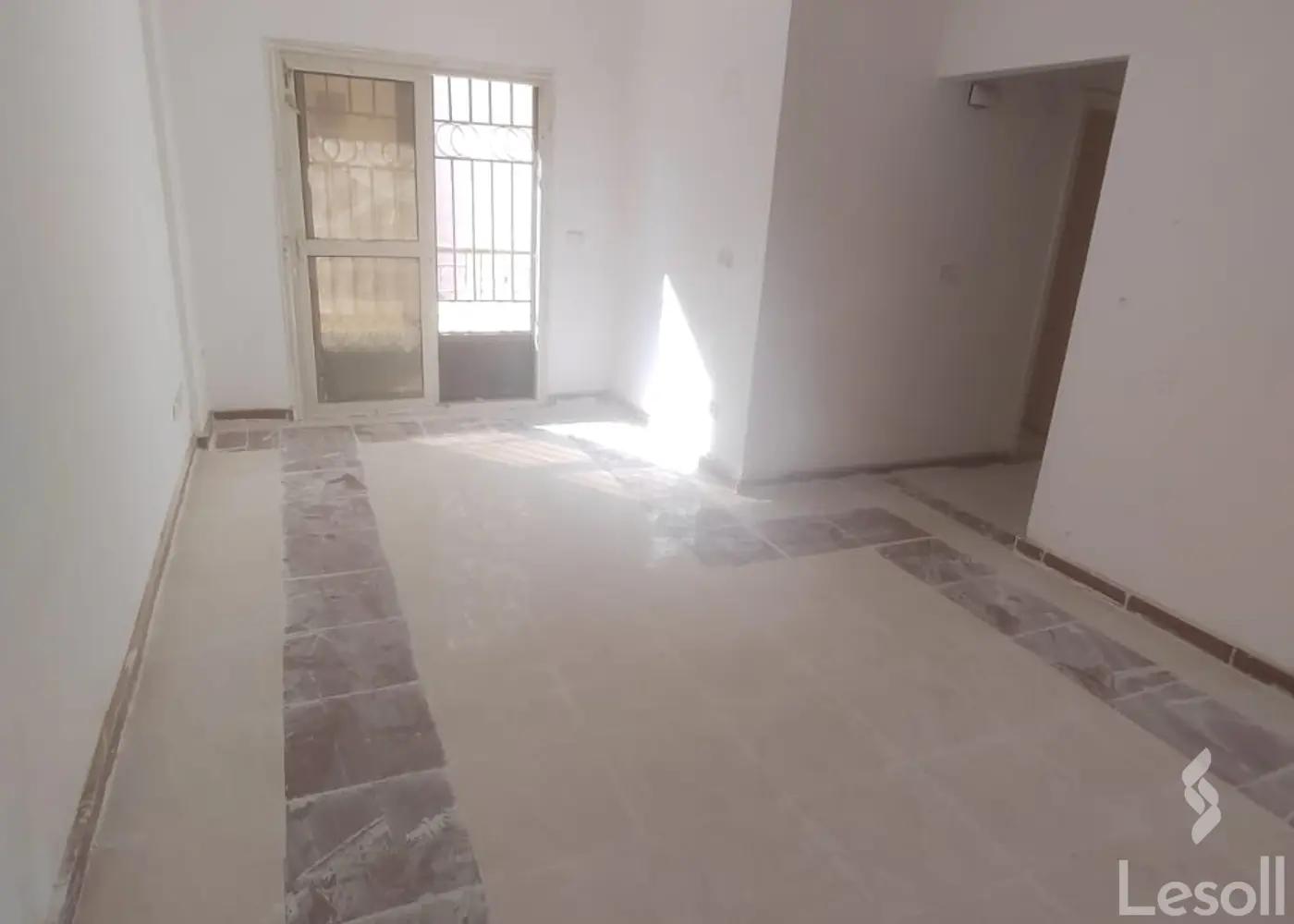 شقة للبيع بمساحة 90 متر و 3 غرف في حدائق اكتوبر الجيزة - صورة 3