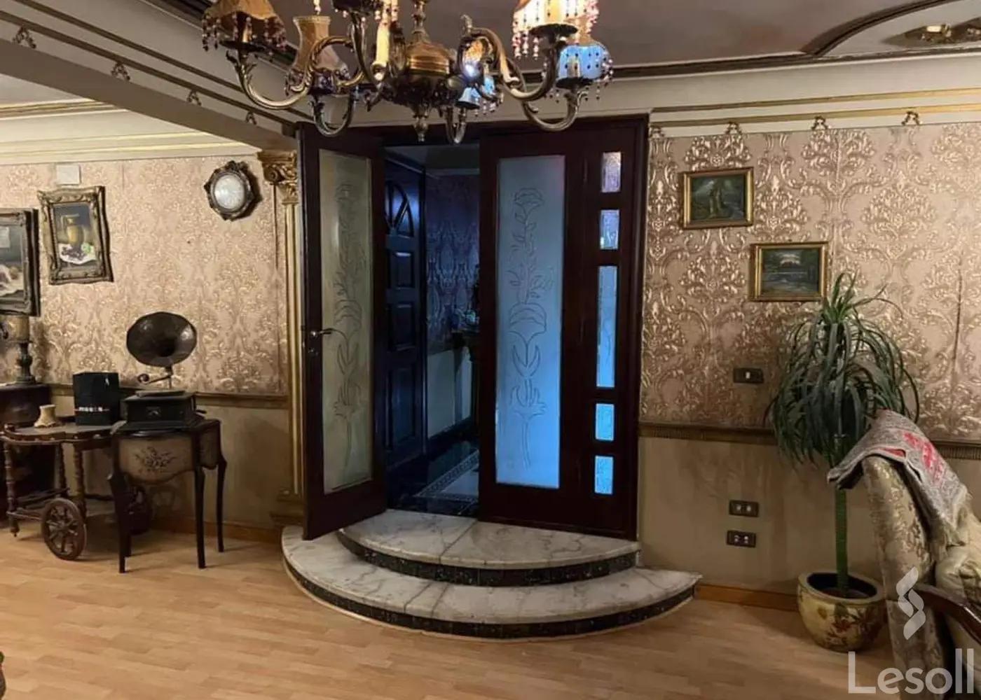 Apartment for sale with an data.area 275 meters and 3 data.rooms in Nasr City Cairo - Image 4