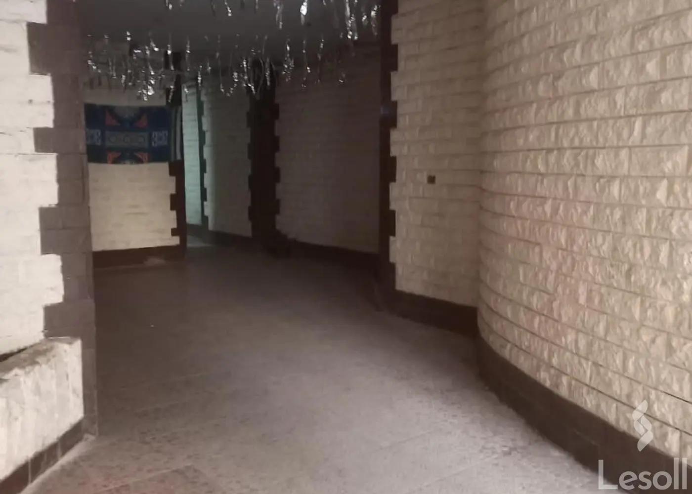 شقة للبيع بمساحة 250 متر و 4 غرف في عين شمس القاهرة - صورة 2