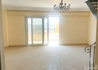 دوبلكس للبيع بمساحة 300 متر و 4 غرف في مدينة نصر القاهرة