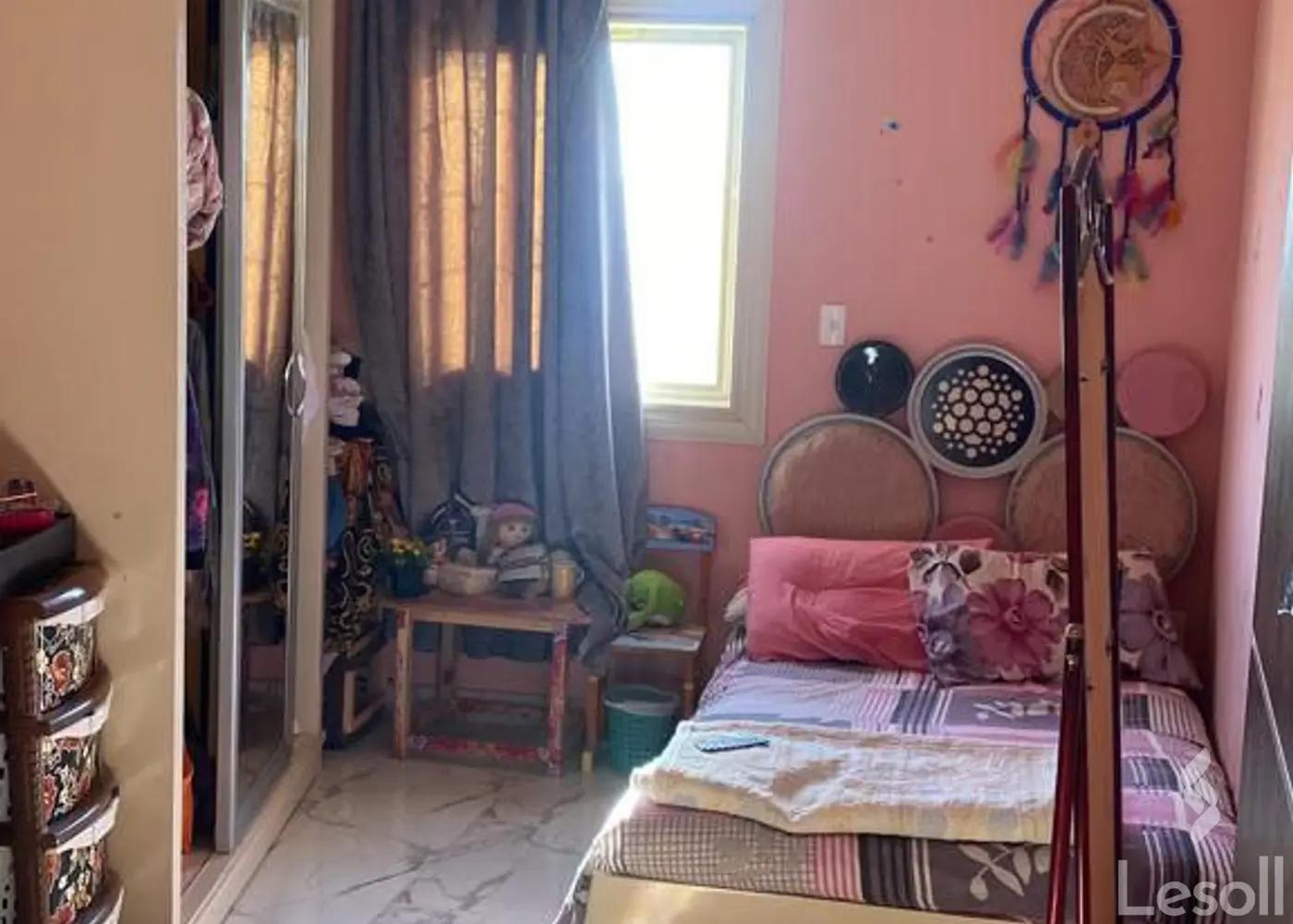 Villa for sale with an data.area 300 meters and 4 data.rooms in 5th Settlement Cairo - Image 3