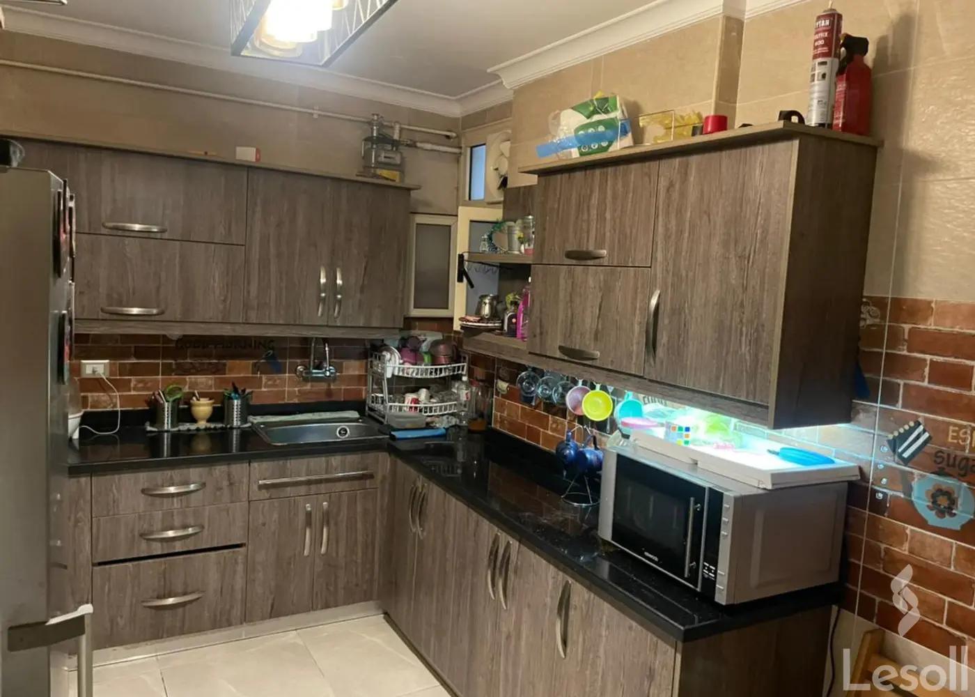 شقة للبيع بمساحة 320 متر و 4 غرف في مدينة نصر القاهرة - صورة 2