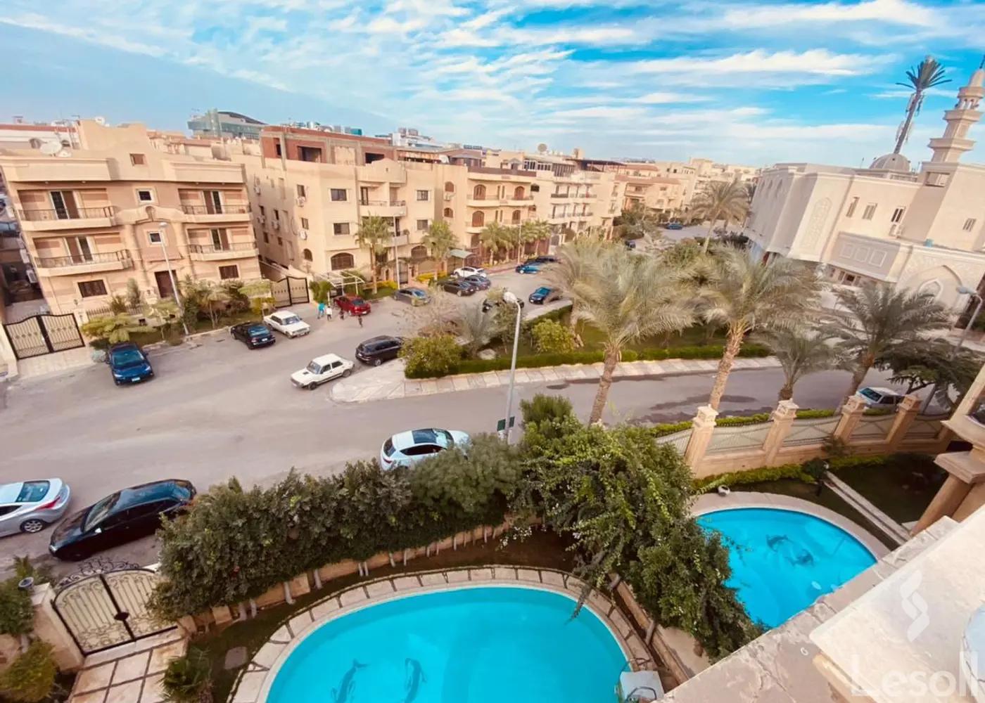 Villa for sale with an data.area 1,000 meters and 10 data.rooms in 5th Settlement Cairo - Image 4