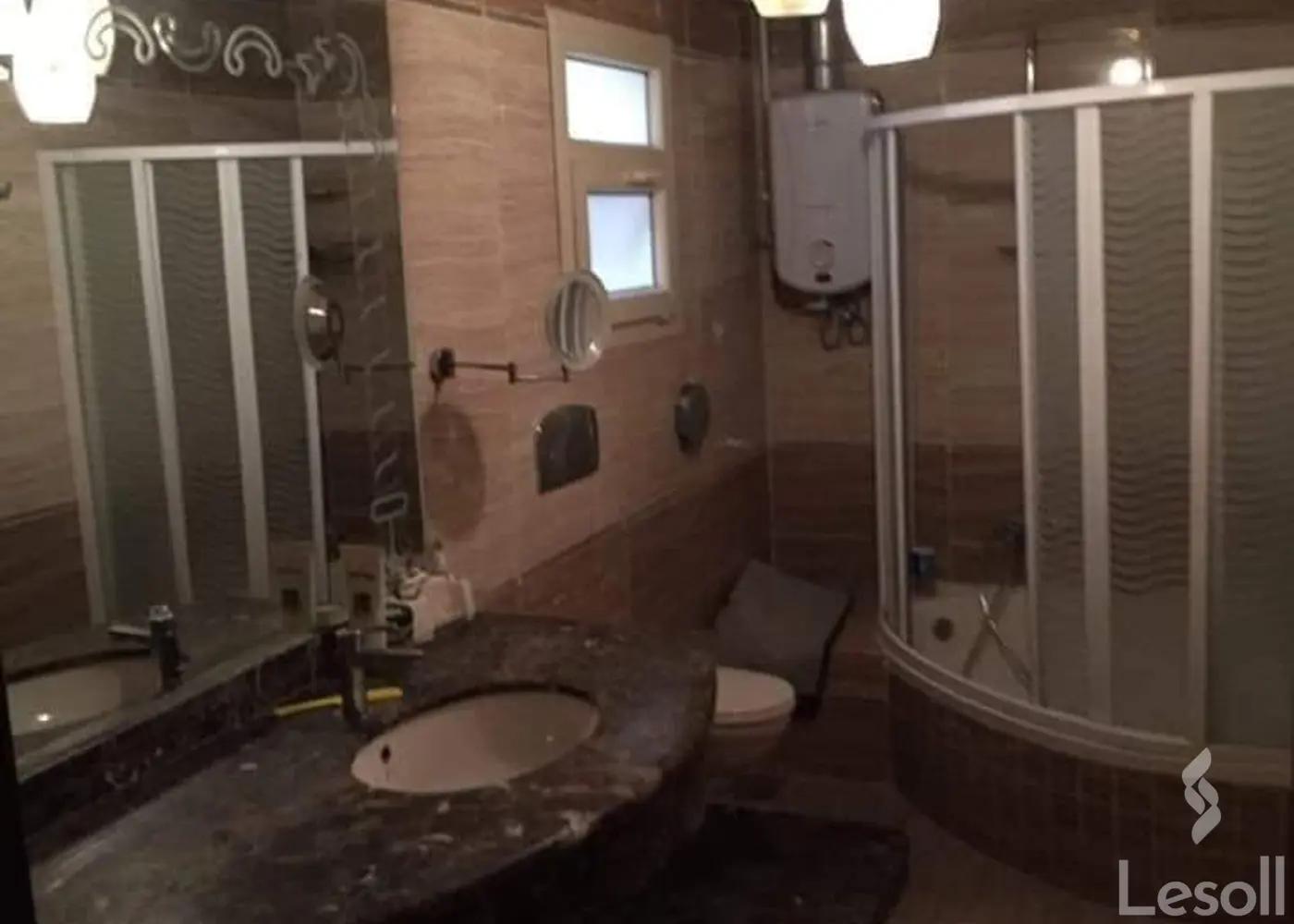 شقة للبيع بمساحة 250 متر و 3 غرف في النزهة الجديدة القاهرة - صورة 4