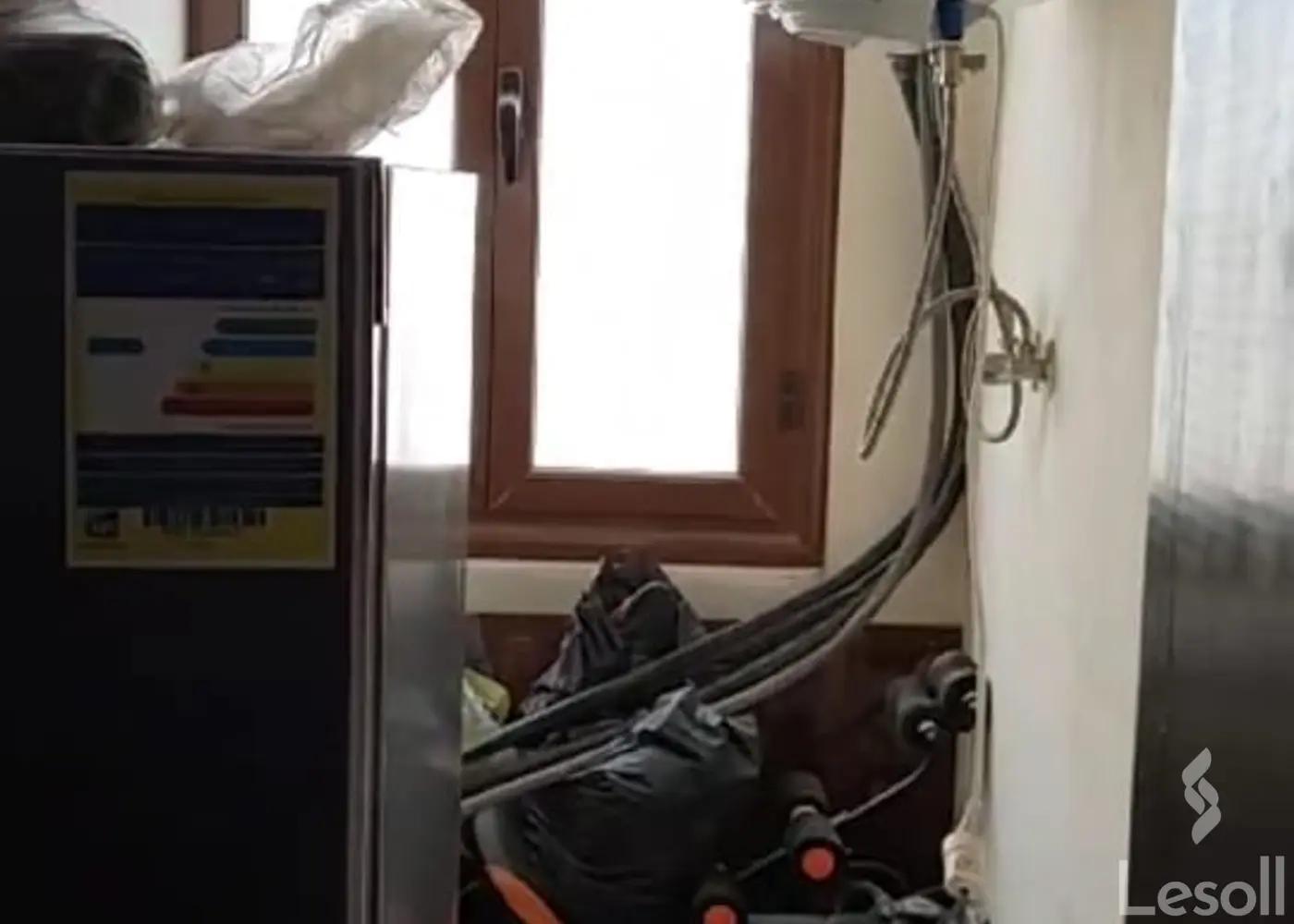 شقة للبيع بمساحة 175 متر و 3 غرف في مدينة الشروق القاهرة - صورة 2