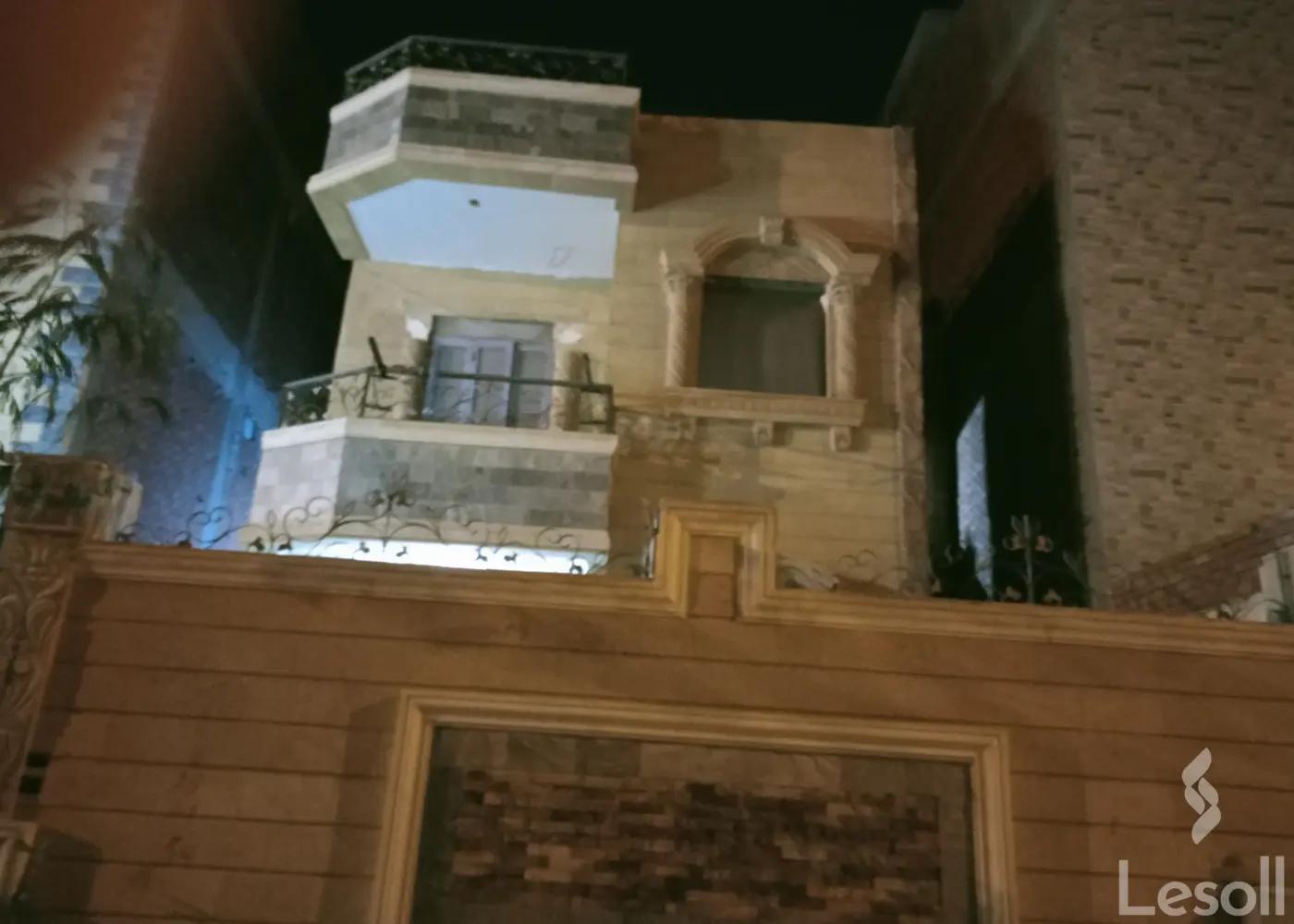 Duplex for sale with an data.area 170 meters and 3 data.rooms in Giza Giza