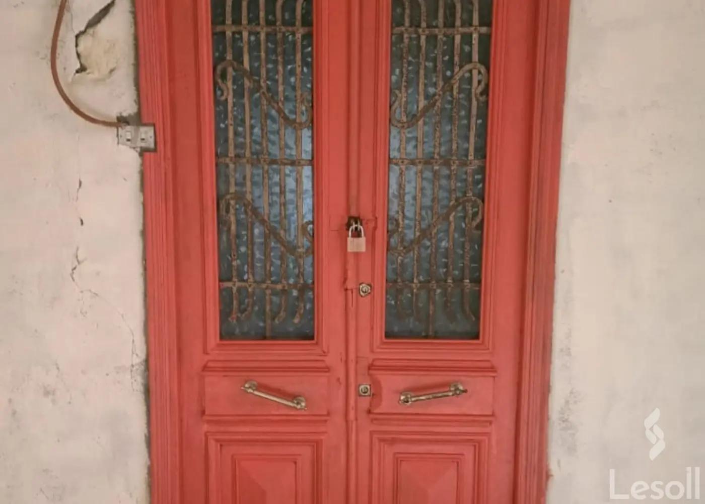 شقة بحديقة للبيع بمساحة 228 متر و 5 غرف في كفر شكر القليوبية