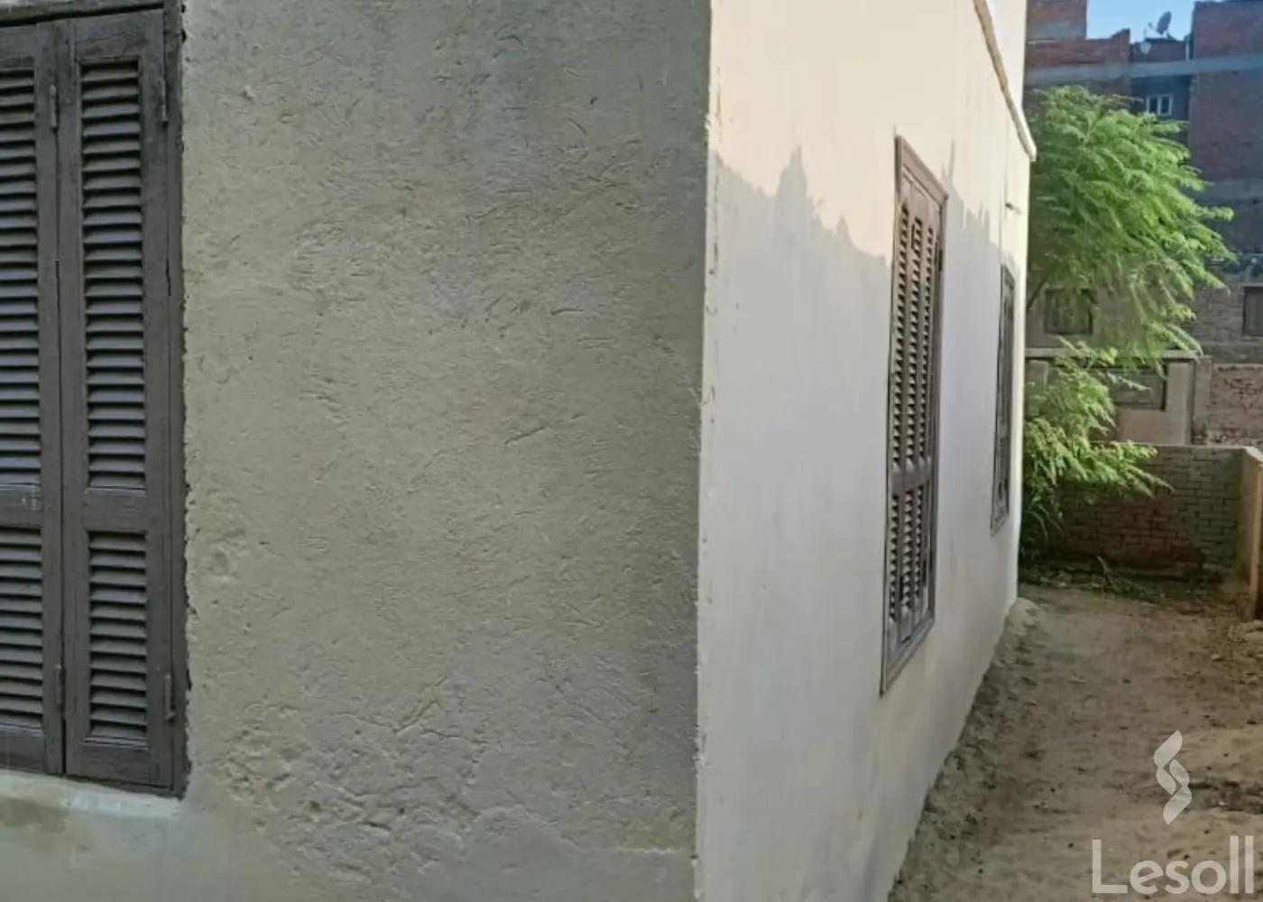 شقة بحديقة للبيع بمساحة 228 متر و 5 غرف في كفر شكر القليوبية