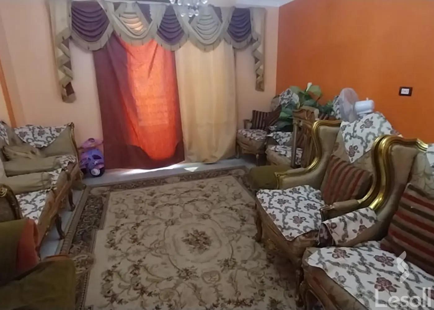 شقة للبيع بمساحة 200 متر و 3 غرف في المقطم القاهرة - صورة 2