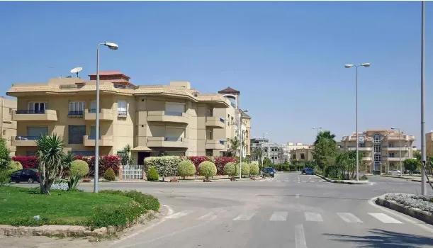 صورة مقالة: مزايا وعيوب شراء شقة بالتقسيط: دليل المستثمرين والمشترين الجدد