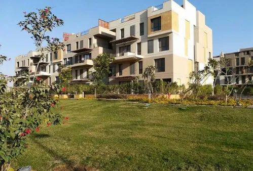 الفرق بين الاستثمار العقاري والتطوير العقاري