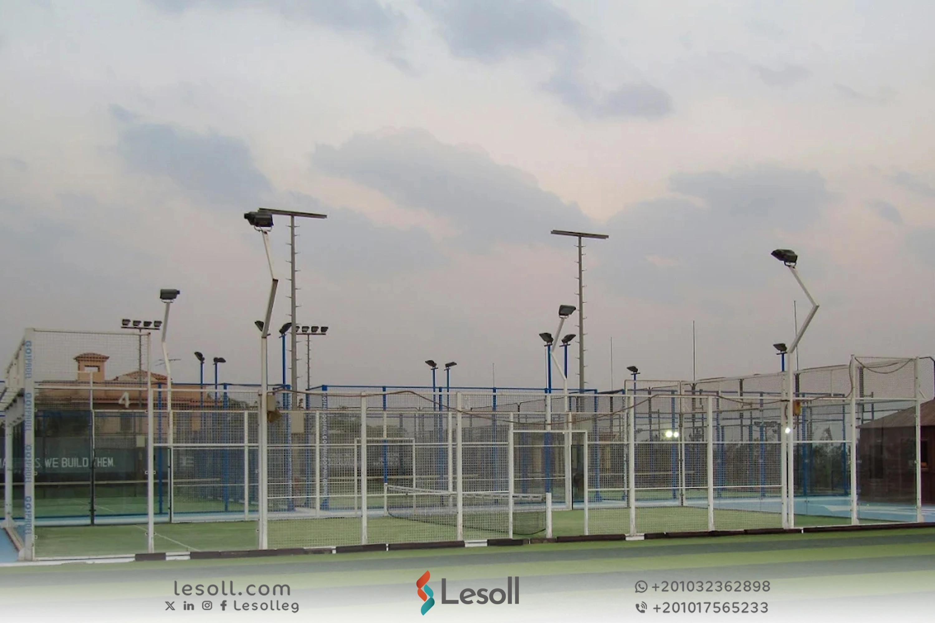 صورة مقالة: اكتشف اقرب ملعب بادل في القاهرة الجديدة