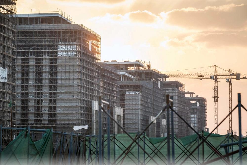 صورة مقالة: لماذا تواصل أسعار العقارات في مصر الارتفاع رغم استقرار الجنيه وتراجع الفائدة؟